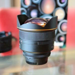 Alternative view of Nikon Nikkor 14mm f/2.8D occasion