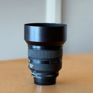 Alternative view of Nikon AF Nikkor 85mm f/1.4D IF – Occasion