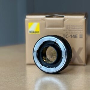Alternative view of Nikon TC-14E III teleconverter occasion