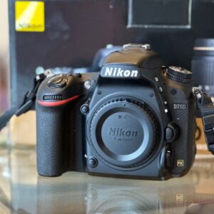 Tweedehands Nikon D750