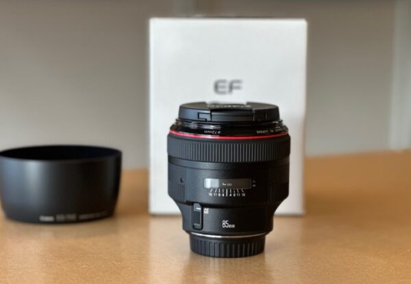 Canon EF 85mm f/1.2L II USM