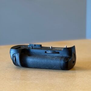 Nikon MB-D12 Battery Grip – Occasion