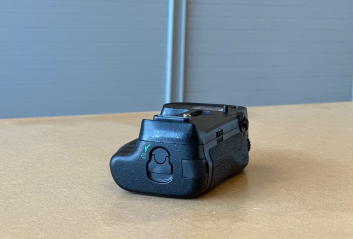 Nikon MB-D18 verticale grip - Afbeelding 6