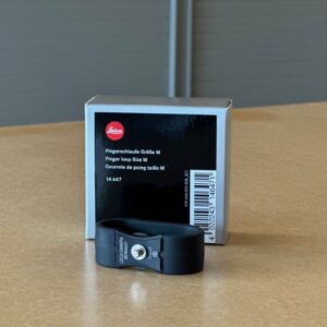 Alternative view of Leica 14647 Finger Loop