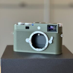 Alternative view of Leica M11-P 20235 Safari