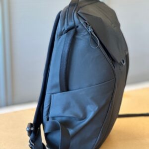 Alternative view of Peak Design Everyday Backpack 20L
