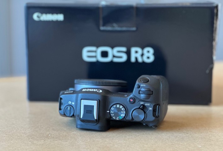 CANON EOS R8 body - Afbeelding 4