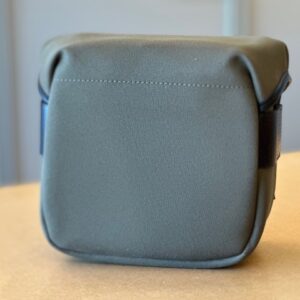 Billingham Hadley Digital (Sage FibreNyte / Black Leather) - Afbeelding 3