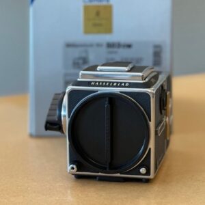 Hasselblad 503CW Millennium Edition + A12 Magazijn (Mint / OVP) - Afbeelding 4