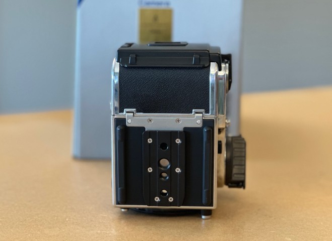 Hasselblad 503CW Millennium Edition + A12 Magazijn (Mint / OVP) - Afbeelding 5