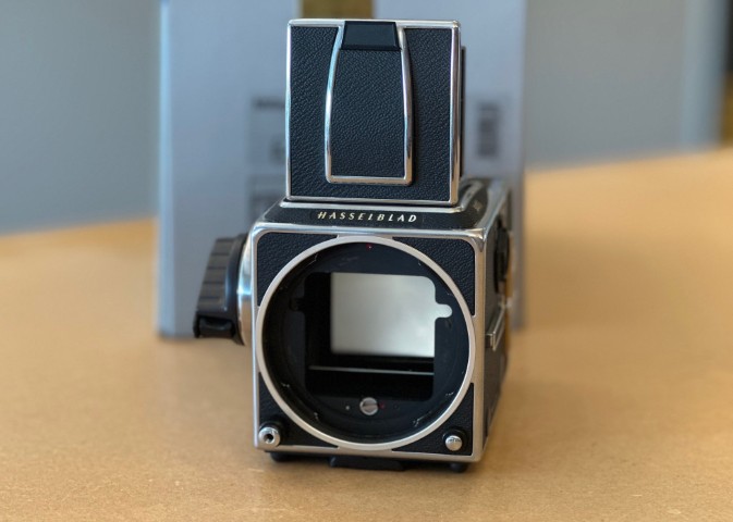 Hasselblad 503CW Millennium Edition + A12 Magazijn (Mint / OVP) - Afbeelding 7