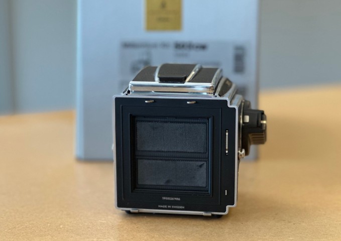 Hasselblad 503CW Millennium Edition + A12 Magazijn (Mint / OVP) - Afbeelding 10