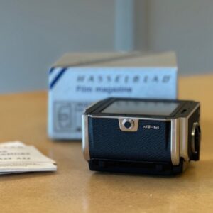 Alternative view of Hasselblad A12 Achterwand Chroom (Mint / OVP)